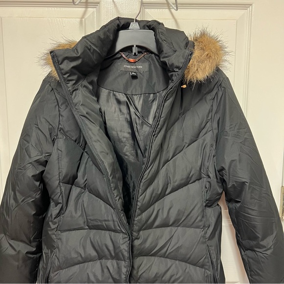 Jones New York Black Puffer Jacket with Faux Fur Hood - Picture 2 of 16